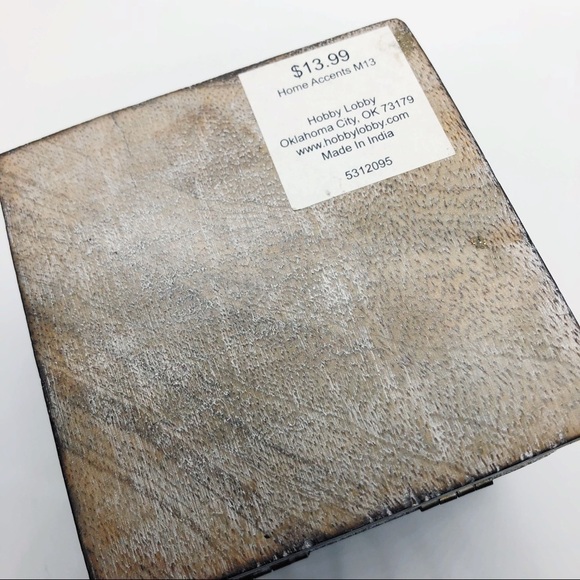 Storage Jewelry Decorative Box - Picture 4 of 4